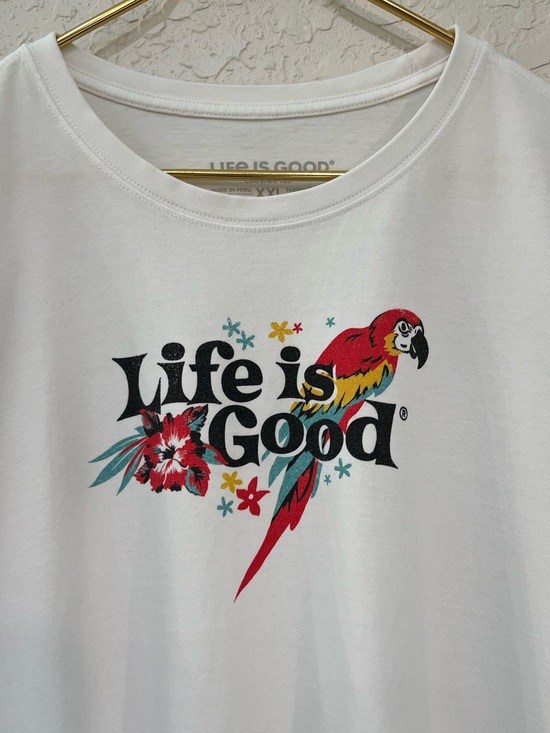 Life Is Good Tops - Life Is Good Parrot Tropical Graphic Crusher Tee Altered Men’s XXL